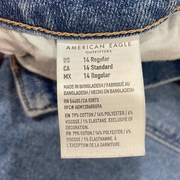 American Eagle curvy mom jeans - Picture 2 of 2